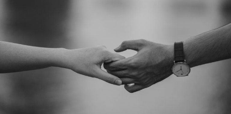 Peur de l&rsquo;engagement en amour : comment l&rsquo;expliquer ? 5 raisons